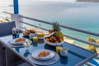 Tolo Beachfront Apartments - B&B