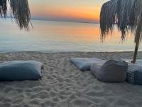 Valeria & Yvonne Toroni - B&B