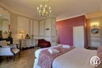 Deluxe Room 2
