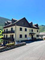 Cozy Pyrenees Mountain Retreat - B&B