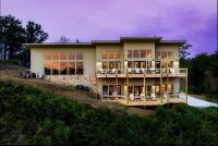 Million Dollar View with Indoor Pool,Arcade,Hot Tub - B&B