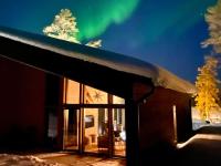 Villa Golden Hill Ylläs, Luxury holiday cabin in Lapland - Chambres d’hôtes Äkäslompolo