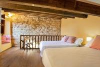 'La Petita' Cruilles Costa Brava Chic Welcoming Cottage Medieval Village - Chambres d'hôtes Cruïlles
