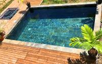 F2 Ixora - spa - piscine - vue mer - 9 min de la plage - Ti Zwézo Paradi - B&B