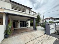 Cornerlot Comfy Home in Juru Autocity & Icon city - B&B