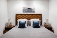 Loft Literally on Broadway Live Music & Bars - B&B Nashville