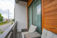Downtown Luxury Condo at The Southern Belle - Bed and Breakfast Nashville