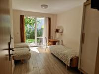 Triple Room with Garden View