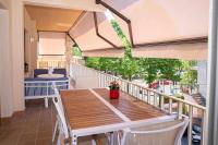 Espacioso ático con piscina en SAgaró - Ferienwohnung