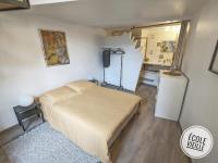 Lumineux Duplex dans l'écusson Nîmois - Atypique Wifi Hyper centre - Chambres d'hôtes Nîmes