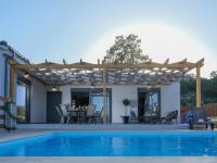 Villa Eleonas with private swimming pool - B&B Foteinos