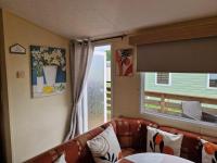 Lochview Retreat Caravan - Bed and Breakfast