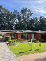 Spacious Beautiful Room - B&B Campbelltown