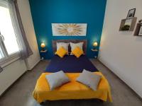 Appart T3 avec Cours et Parking Privé - B&B Montélimar