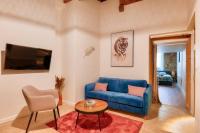 2BR flat near Louis Pradel metro station - B&B
