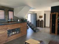 Location Maison contemporaine, piscine, 6-8 couchages - B&B