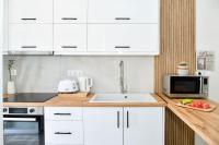 Apartment with Garden View