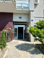 Apartman Floresta - In front of Japanese Garden, enchanting nature view, spotless and cozy - B&B