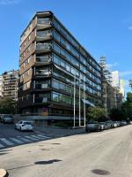 Unique apartment on the prestige address and Garage - B&B