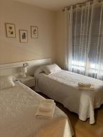 Apartamentos El Espolón - B&B Logroño