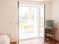 Apartment mit 1 Schlafzimmer, Terrasse und Meerblick (2 Erwachsene und 1 Kind)