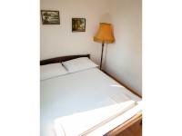 Apartamento de 2 dormitorios con terraza y vistas al mar (4+1)