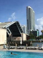BeachWalk Condo with Beach Club 2bed 2bath - Ferienwohnung Hallandale Beach