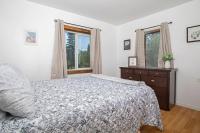 Meadow Rue Hideaway - B&B North Pole