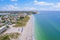 Madeira Bay Resort Bayfront Oasis 202: 2BD 2BA - Bed and Breakfast St. Pete Beach