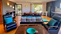 Kookaburra Dreaming - Only 400m from the beach - B&B Vincentia