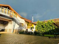 Casa "La Moara din Grădină" - Ferienwohnung Eftimie Murgu