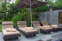 Palm Three-Bedroom Villa with Private Pool