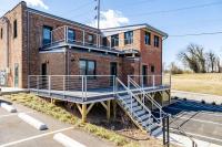Luxury Multi-unit Historic Building Near Downtown - B&B