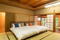 "Sengen-no-ma" Family Room with Lake View