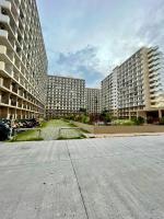 Near Beach Condo with 2 Olympic Size Pool - B&B