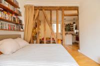 Urban Retreat in Historic Quarter - Chambres d’hôtes