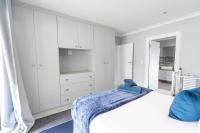 Modern 3 bedroom in the heart of PE - Ferienwohnung Lorraine