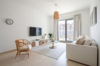 Frank Porter - Grand Horizon - B&B Dubai
