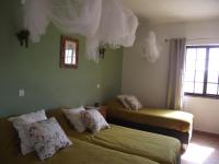 Triple Room with Private Bathroom