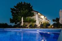 Villa Matko - family destination - B&B Zmijavci