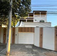 Flat com ar, varanda e linda vista para o Ibituruna - Pico do Ibituruna - 201 - B&B Governador Valadares