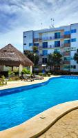 Depa Familiar PB 6pax con Alberca Rodeado de Restaurantes Zona Segura - B&B Playa del Carmen
