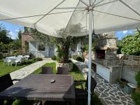 Violeta Apartments - Chambres d’hôtes Liménas