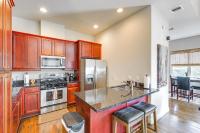 Dtwn Houston Home Near Stadiums: WFH Friendly! - B&B Houston