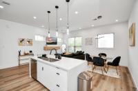 Midnight Reverie- Luxury Townhouse-Med Center DWTN - B&B