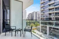 Cozy Studio at Loreto-Damac Hills - Host & Stay - B&B Dubai
