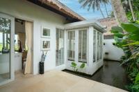 Fall in Love with Rose Moon - Bed and Breakfast Ubud