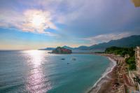 Apartamento Premium de 3 dormitorios con balcón