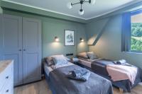 Twin Room with Private External Bathroom