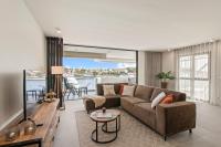Two-Bedroom Deluxe Apartment with Harbour View